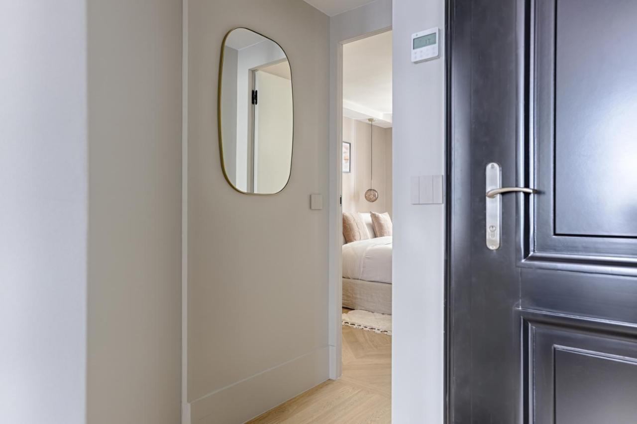 Unique Luxury Parisian Flat 2Br/6P -Champs Elysees Zewnętrze zdjęcie