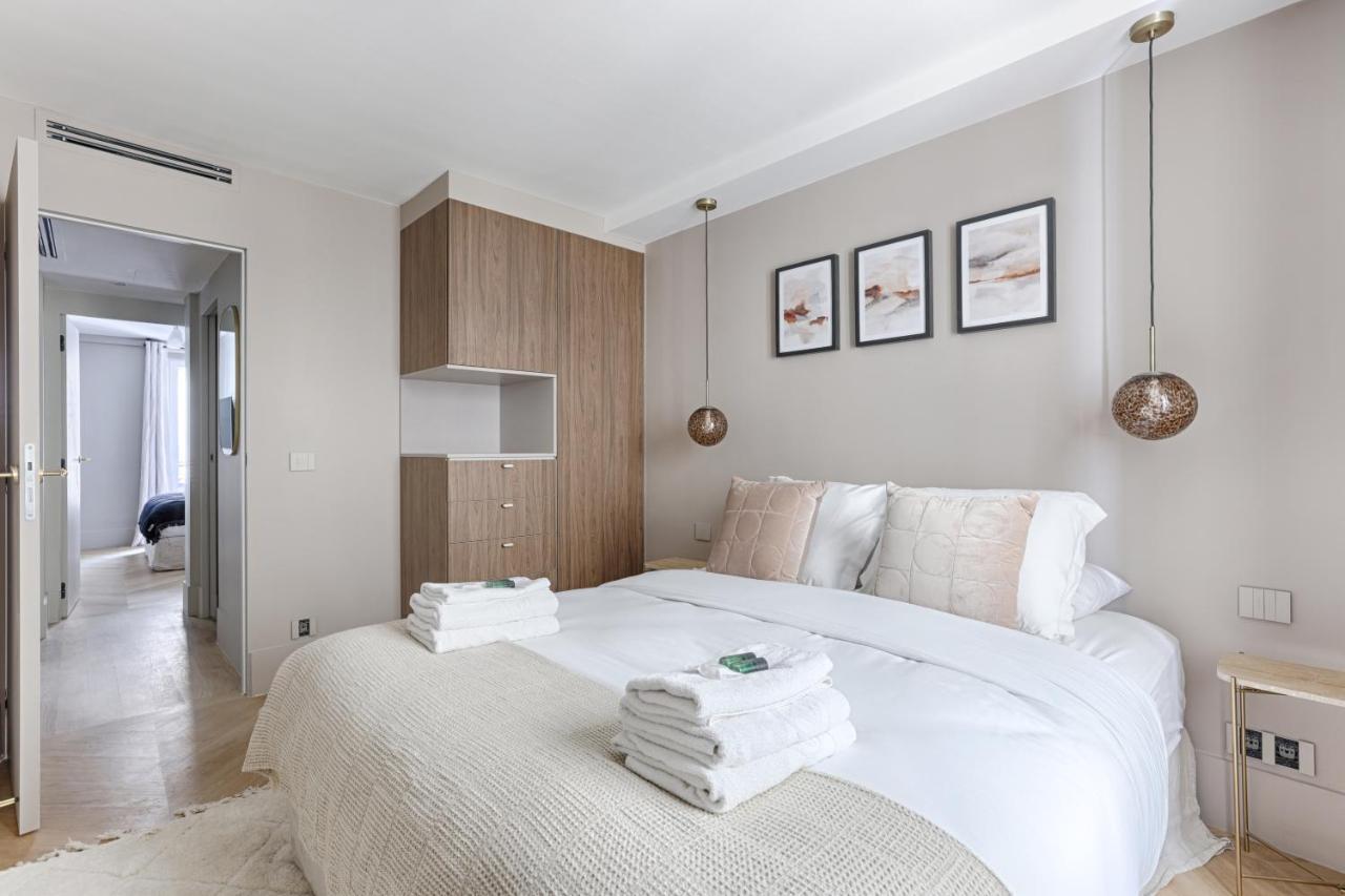 Unique Luxury Parisian Flat 2Br/6P -Champs Elysees Zewnętrze zdjęcie