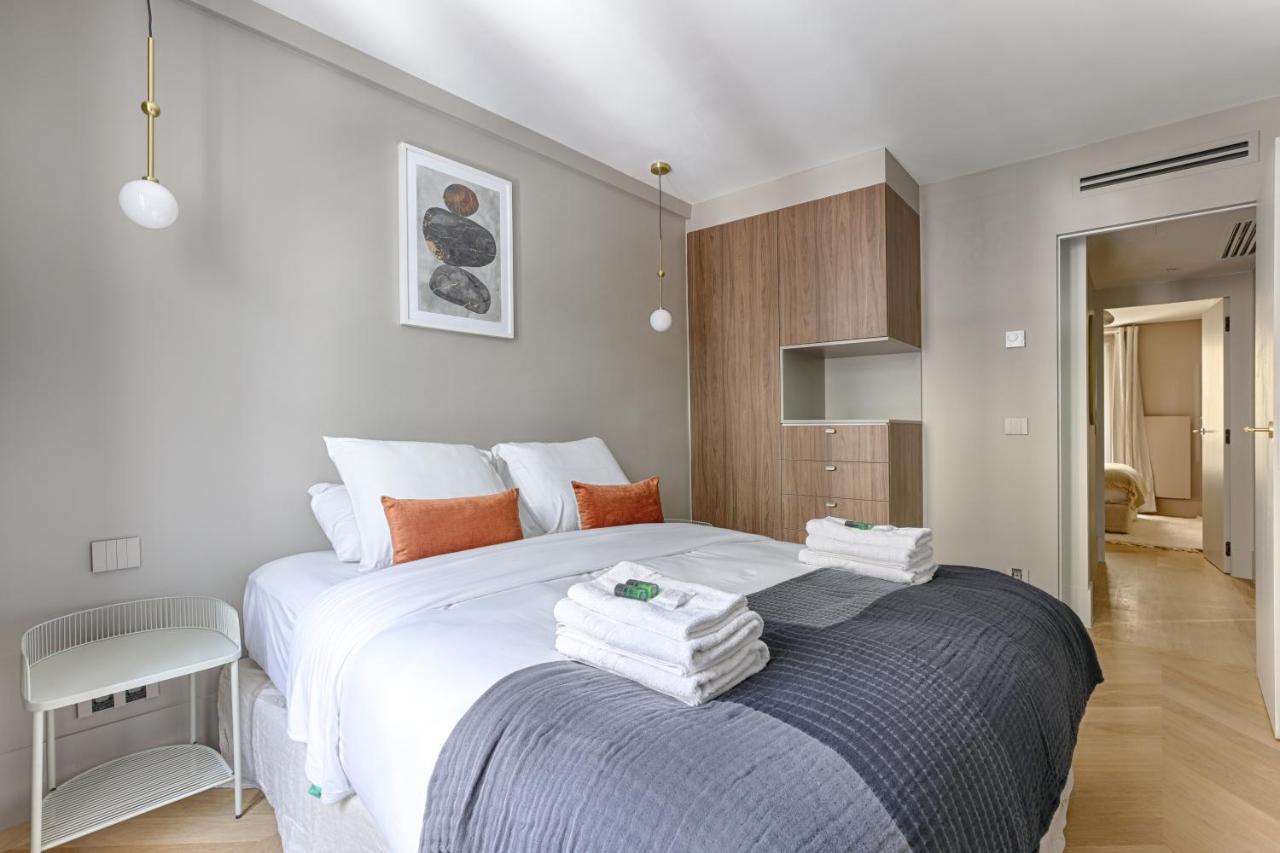 Unique Luxury Parisian Flat 2Br/6P -Champs Elysees Zewnętrze zdjęcie